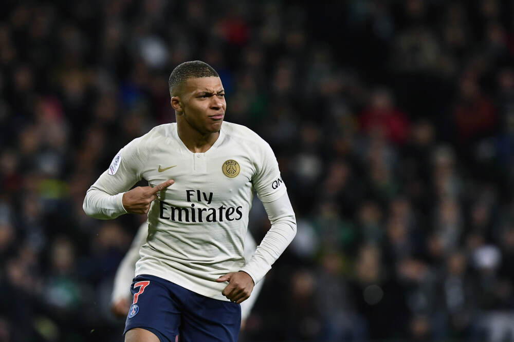 反客为主！小贾巴里底角大空位三分命中 火箭10-2开局！